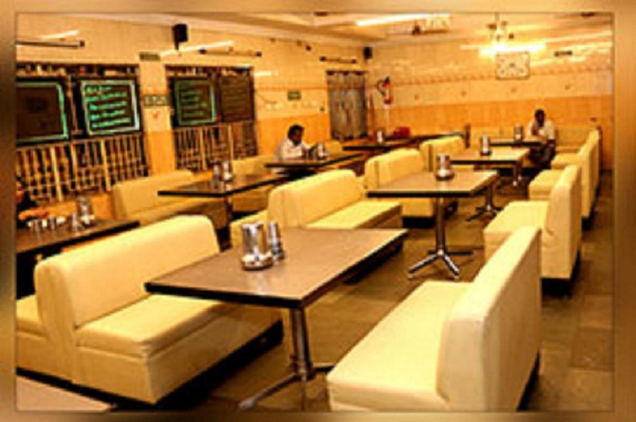 Amutham Residency Hotel Tiruchirappalli Exterior photo